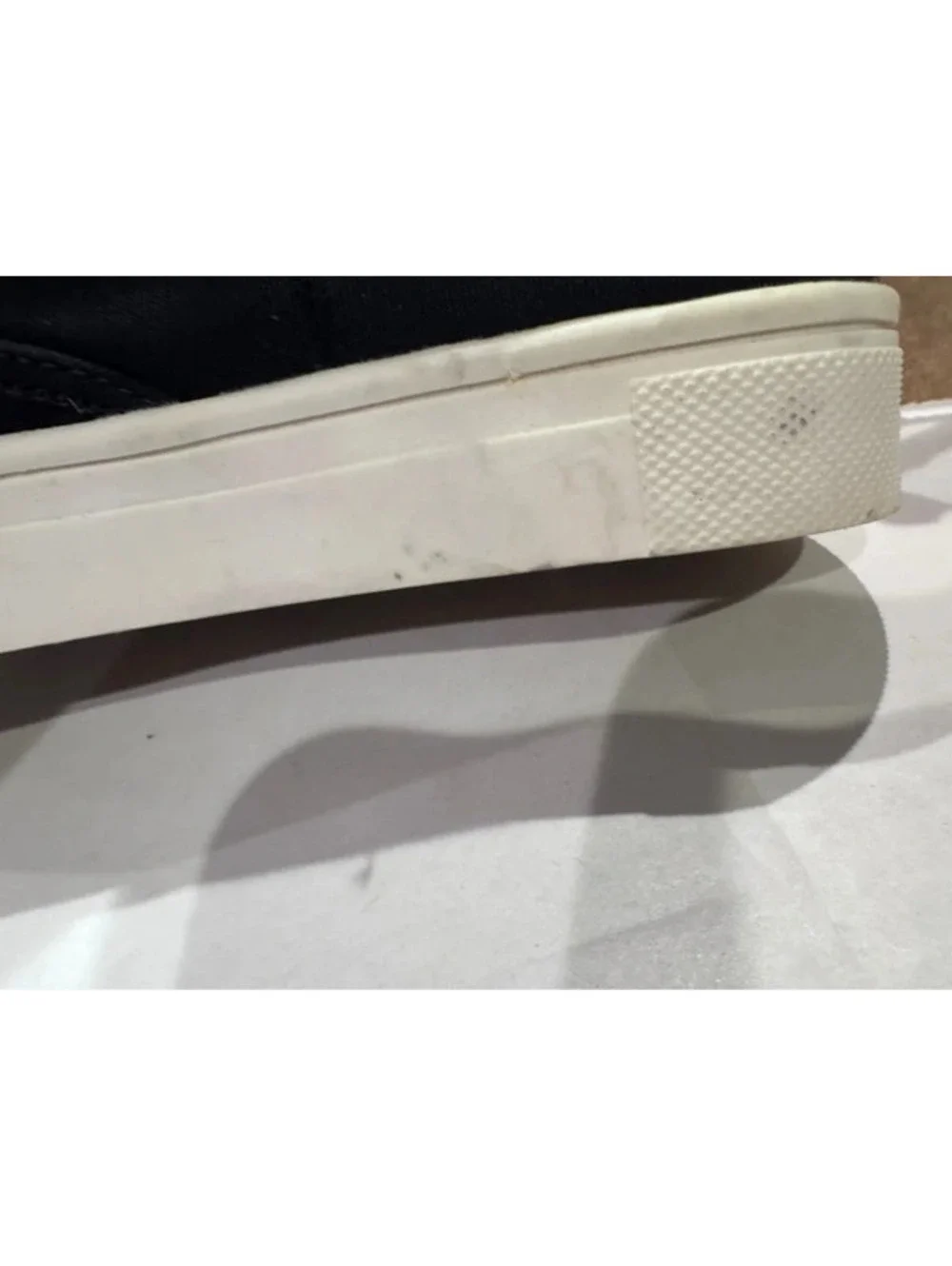 American Eagle Outfitters slip on tennis shoes, no back, size 7
